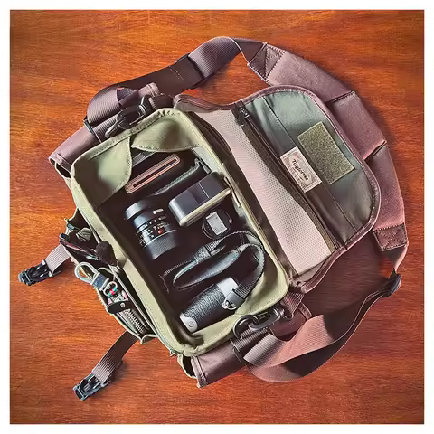Mini Camera Bag For Canon M50, Fujifilm XT5, X-T30, and X-S10 Mirrorless DSLR Digital Camera Bag Pho