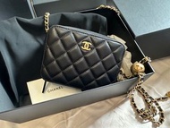 Chanel 金球相機包