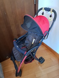 Aprica 輕便嬰兒手推車