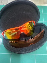 OAKLEY太陽眼鏡