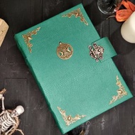女巫法術書 Wicca 初學者書 Witchcraft grimoire journal with text