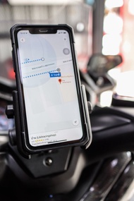 ตัวยึดมือถือตัวยึดมือถือจับบาร์ Xmax300 ติดยึดแฮนด์กลาง พร้อมน๊อตยึดในอุปกรณืติดตั้งได้เลยไม่ต้องดัดแปลง ราคา 850.-บาท