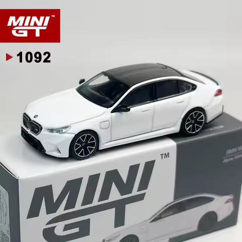MINIGT 1:64 BMW M5 Alpine White MGT Alloy Car Model 1092