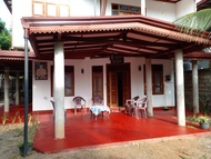 Rumah 1000 m² dengan 4 kamar tidur dan 1 kamar mandi pribadi di Pantai Mirissa (peacock holiday )