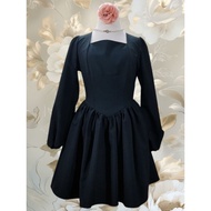 Luxury V-waist puff sleeve square neck flared dress size S (E64 66 N90 D80)