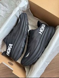 新店特惠HOKA ONE ONE Clifton 9 舒適運動 低幫跑步鞋 男款 黑色