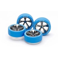 TAMIYA 95654 MEDIUM DIA. LOW PROFILE TIRE & BLACK PLATED 5-SPOKE [AC24