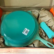 Le Creuset LC Cool Mint (CM) 30cm skillet 送 silicon pot sleeve