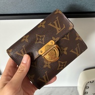 Lv 曼哈頓鎖頭短夾