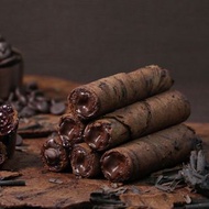 台灣海邊走走黑朱古力愛餡蛋捲 8入 獨立包裝 新年禮盒