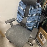 人體工學辦公椅