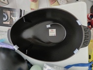 Staub 橢圓形鑄鐵鍋 黑色