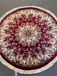 "Exquisite Elegance: Handmade Persian Isfahan Design round Carpet Silk & Wool Blend 4x4 ft Crafted w