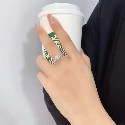 0.5CT 1.0CT Round Cut Diamond Halo Ring 18K White Gold Lab Grown Diamond Engagement Ring Luxury Jewe