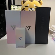 SEVENTEEN、LESSERAFIM 手燈