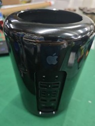 Apple Mac Pro Itel Xeon E5, 32GB DDR3 ECC RAM,512GB SSD 垃圾桶 (2013 年未)