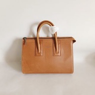 加拿大 MATT & NAT 啡色皮革 手提 斜咩袋