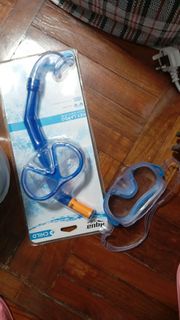 Aqua 兒童浮潛面罩和呼吸管