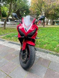 HONDA CBR650R 台本車