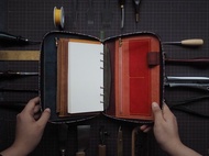 彩虹色活頁夾筆記本拉鍊手帳 純手工牛皮 客製化刻字禮物 訂製