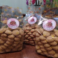 Jengkol Shape Garlic Regaled Cookies | Kue Kering Regal Bawang Bentuk Jengkol