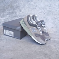 NEW BALANCE 997 GREY MADE IN USA