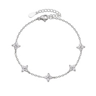 French light luxury four-leaf clover bracelet womens niche design sense Gypsy flower jewelry for gir