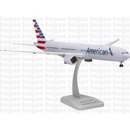 Hogan 1/200 HG10512 American Airlines B777-300ER N725AN Assembled Airliner Model