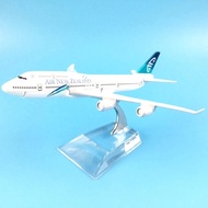 Toys 747 Alloy Model Plane 16cm New Zealand Airbus B747 Aircraft Model With Landing Gear Hobby Colle