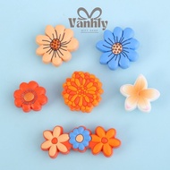 Jibbitz plastic feminine sandals - cute flower shaped slipper accessory V47