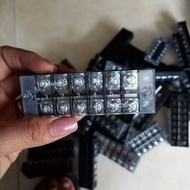 25A electrical connector