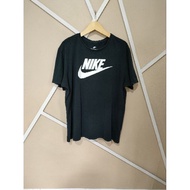 NIKE tee t-shirt