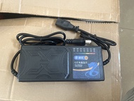 48V 20AH/48V 12AH/60V 20AH/72V 20AH ที่ชาร์จรถไฟฟ้า แบตตะกั่ว แบตแห้ง ระบบ 7-Light Electric Vehicle 