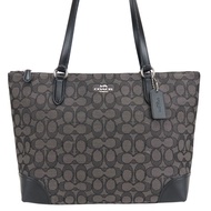 Coach 經典款托特包，帆布與皮革材質 [二手]