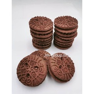 Julies Biscuit Choco More Sandwich 6.5kg tin (READY STOCK)