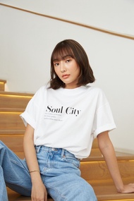 Rool - Soul City T-Shirt Oversize เสื้อยืดคอกลม พิมพ์ลาย ตัวอักษร ขนาดโอเวอร์ไซส์ เสื้อผ้าแฟชั่นผู้หญิง