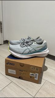 Asics Gel-Kayano 30 running trainers