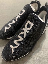DKNY 滿鑽套腳休閒運動鞋 37.5～原價美金80
