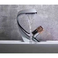 GROVES GRV 22 Hot and Cold Lavabo Faucet