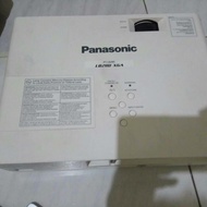 Proyektor Panasonic PTLB-280 / LB280