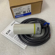 [REAL PICTURE] OMRON E2K-C25ME1 Capacitive Sensor