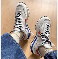 NIKE X SACAI VAPORWAFFLE WHITE BLUE