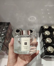 JO MALONE 祖瑪瓏（Englih pear&freesia)香薰165ml (含禮品袋和紙盒）