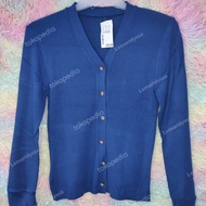 cardigan rajut biru