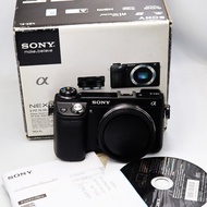 Sony NEX-6 compact interchangeable-lens camera loaded with big camera features Wi-Fi Sharing E-Mount