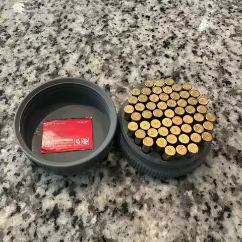 Light weight 22LR Round Holder with Tight Seal Cap and Compacts Small Tactically 22 Gauges Bullets C