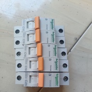 MCCB Schneider Electric C16 C25 11342SNI 230V 600A Fuse Switch Circuit Breaker