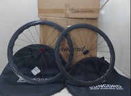 40/45mm 1292g!送高級內胎！全新台灣SUNCORD WAVED 波浪型公路碟煞碳纖維輕量輪組