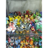 Pokemon Tomy Starly Staravia Staraptor Taillow Swellow