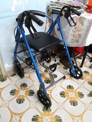 老人推車椅連籃（出街）